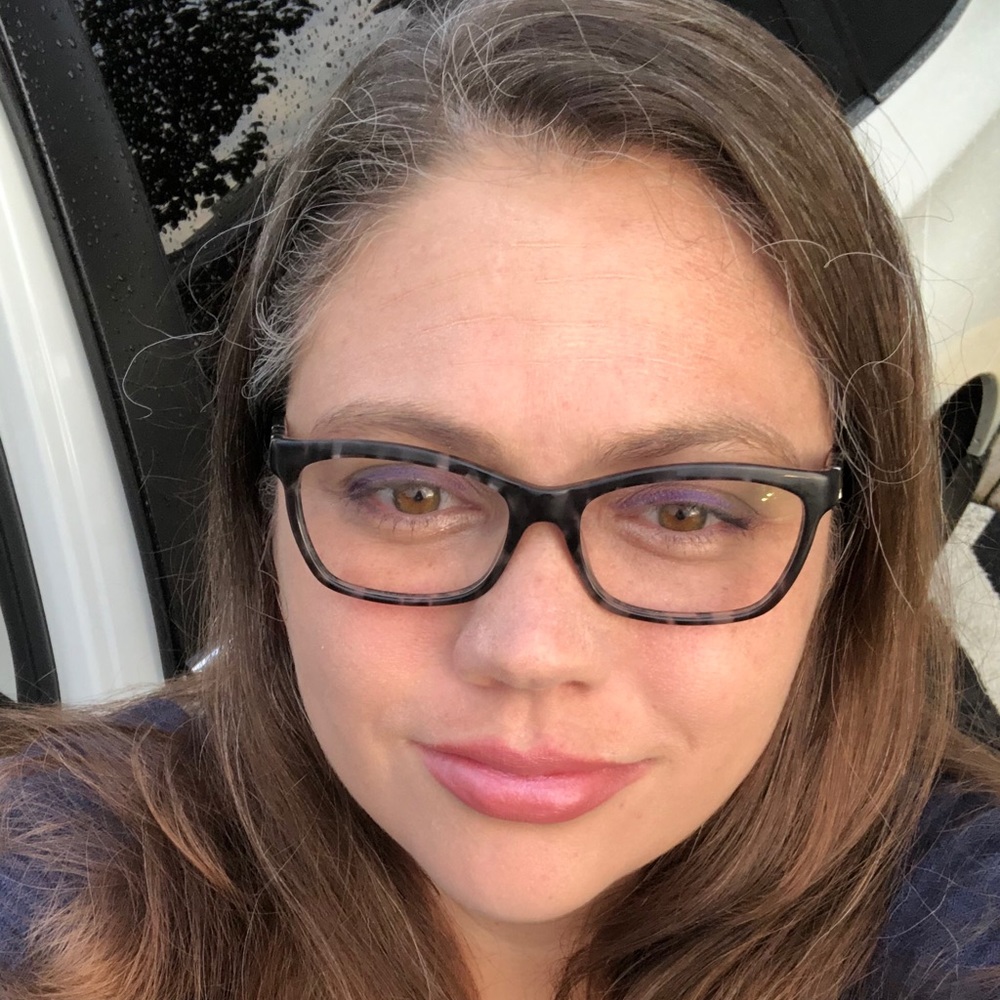 Meet your Posher, Amanda